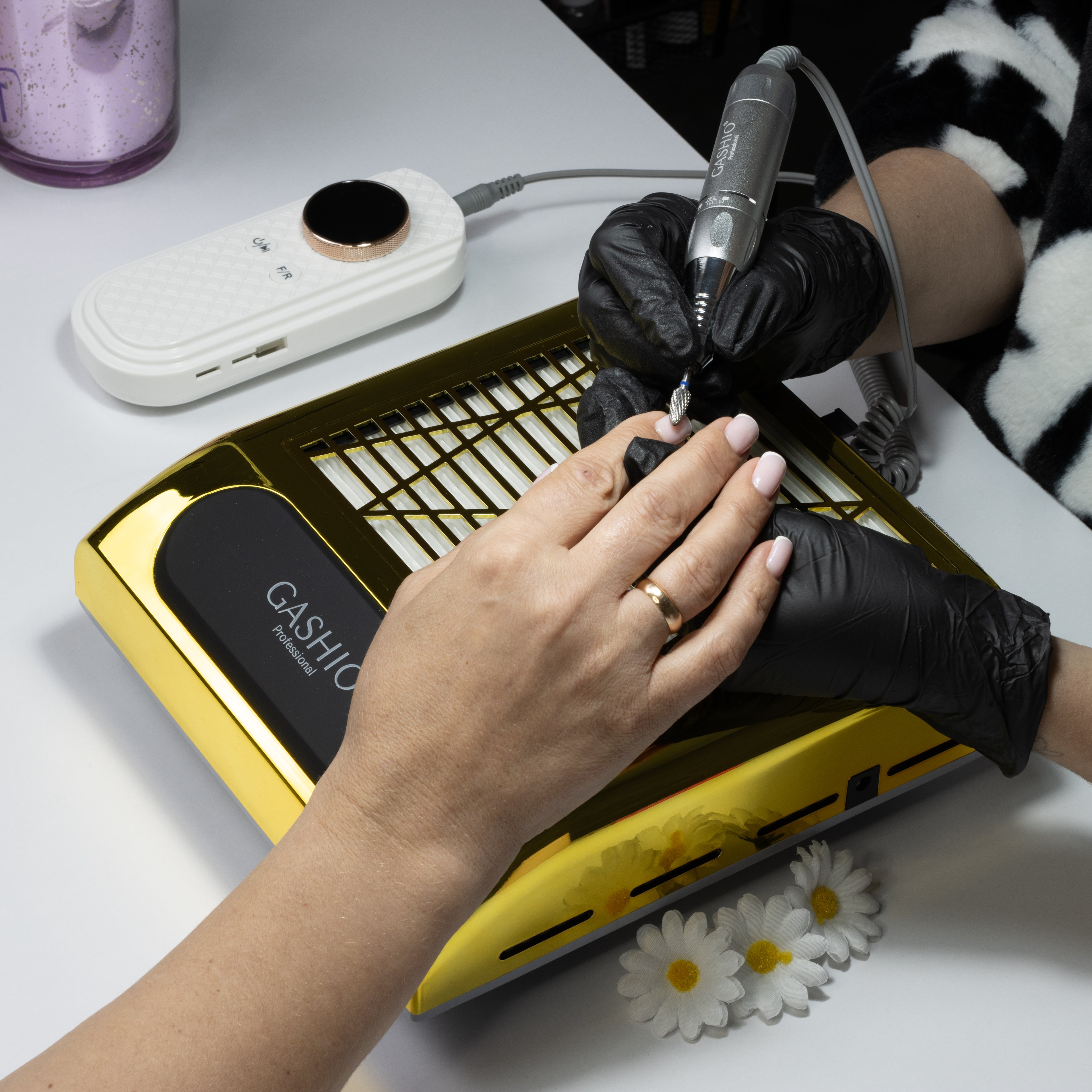 POCHŁANIACZ PYŁU DO PAZNOKCI MANICURE BEZWORKOWY Z FILTREM HEPA 80W ZŁOTY